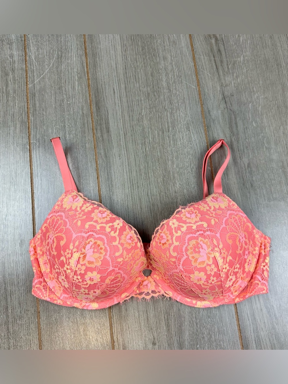 Victoria Secret Dream Angels Push Up Bra 34D Pink Lace